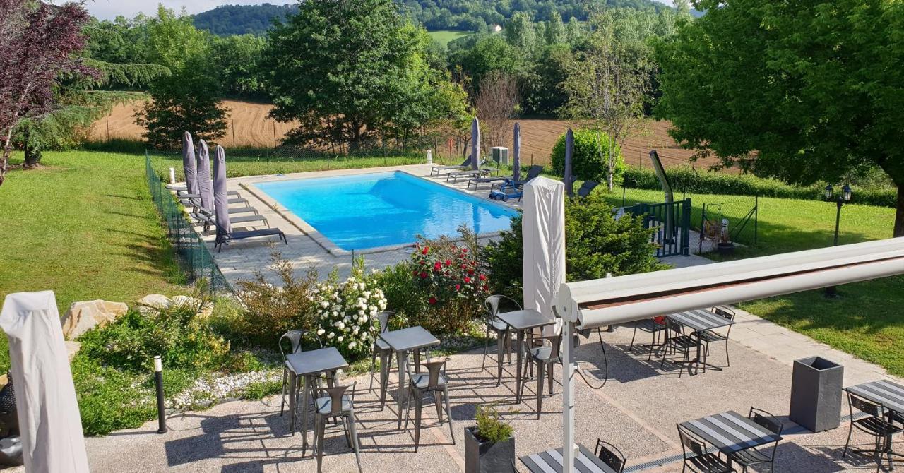 Logis Hotel Auberge De Cartassac Cressensac-Sarrazac Екстер'єр фото